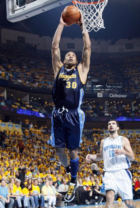 舆论的漩涡 舆论的漩涡