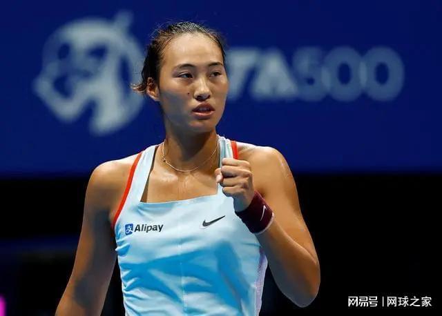 现了她的专 现了她的专