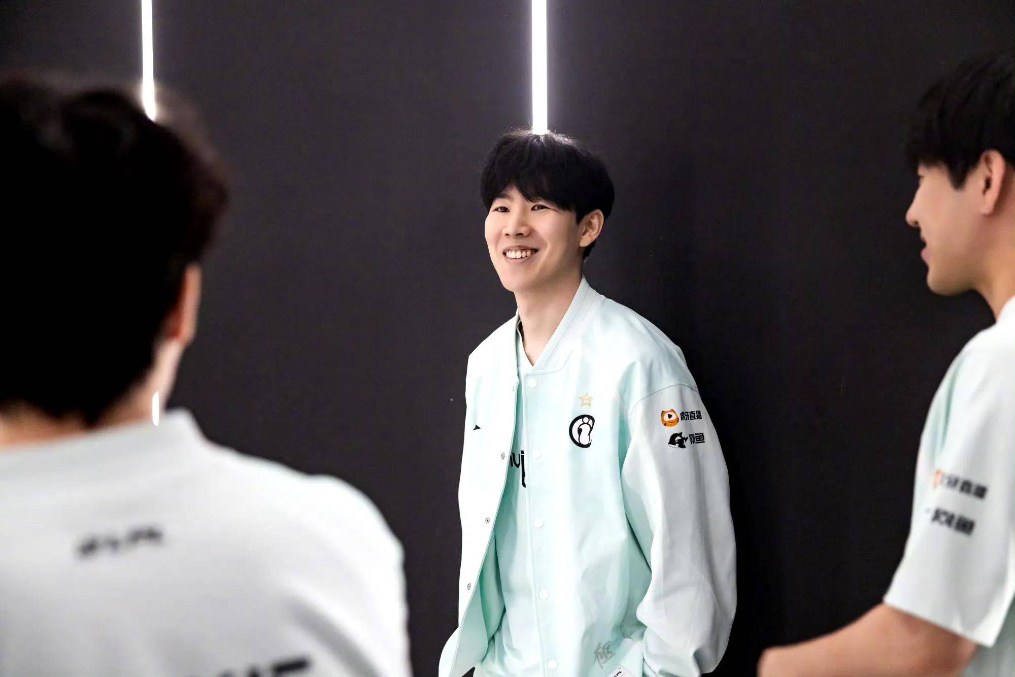 而对于丹麥 而对于丹麥