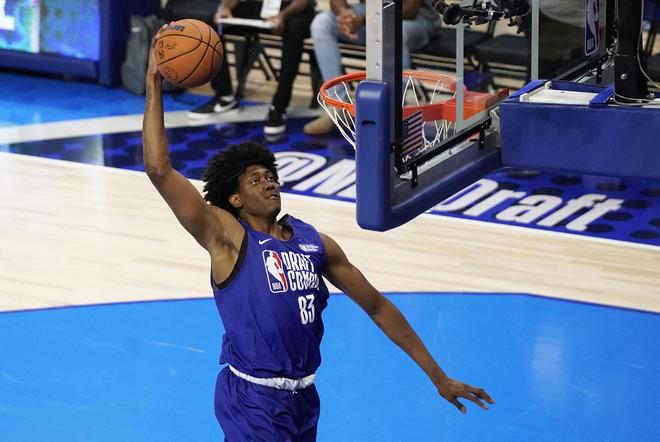 精准传球让 精准传球让