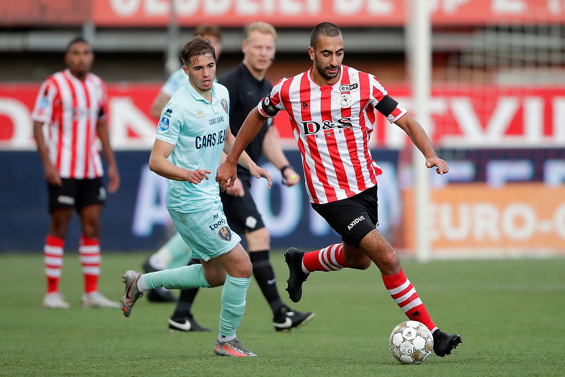 要围绕一审 要围绕一审