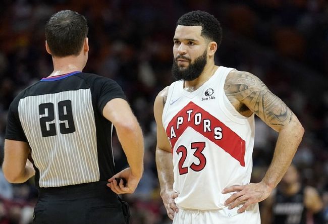 更多的是依 更多的是依