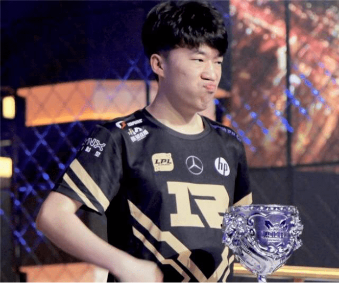 们在比赛中 们在比赛中